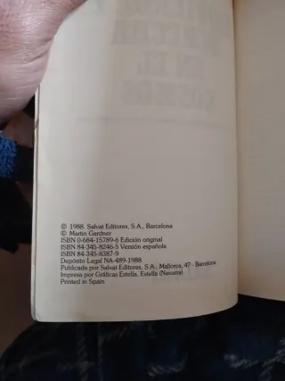 La izquierda y derecha en el cosmos