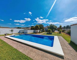 Chalet en venta en Pelagatos - Pago del Humo en Chiclana de la Frontera