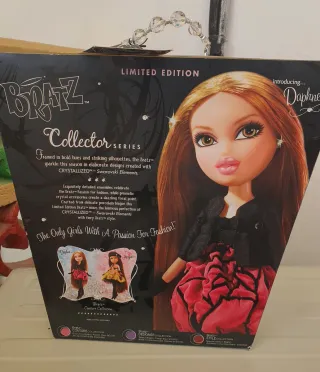 Bratz Daphne Porcelana.