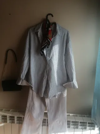 Camisa Zara rayas azules y blancas