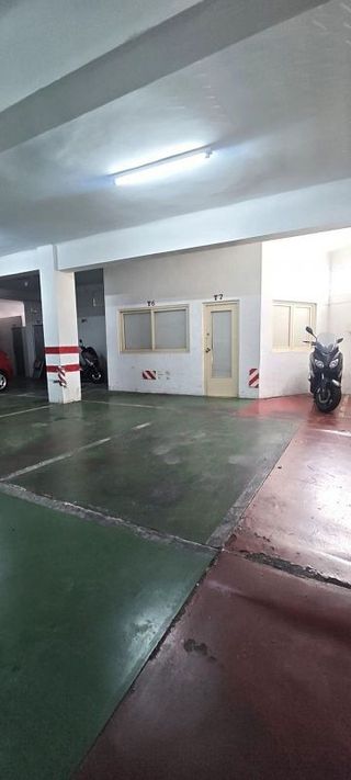 Garaje en venta en Carolinas Bajas en Alicante