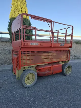 TIJERA ELECTRICA JLG 3369LE