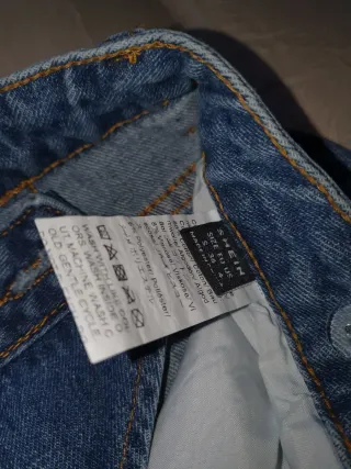 Pantalón vaquero campana azul