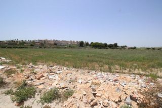 Terreno en venta en Urbanizaciones en Guardamar del Segura