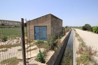 Terreno en venta en Urbanizaciones en Guardamar del Segura