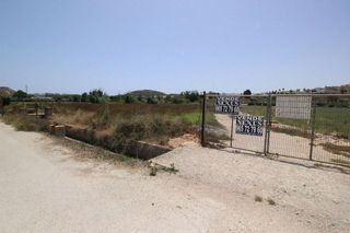 Terreno en venta en Urbanizaciones en Guardamar del Segura