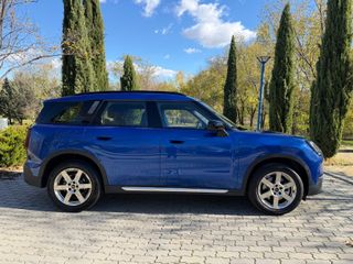 Mini COUNTRYMAN C