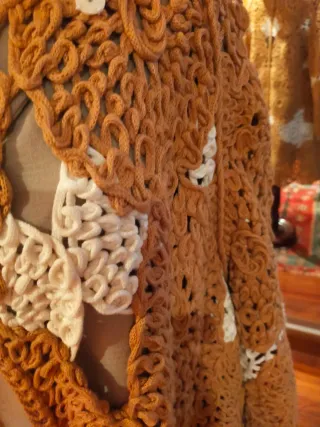 Fabuloso abrigo en crochet