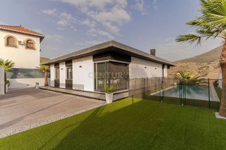 Chalet en venta en Cenes de la Vega