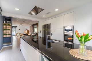 Chalet en venta en Cenes de la Vega