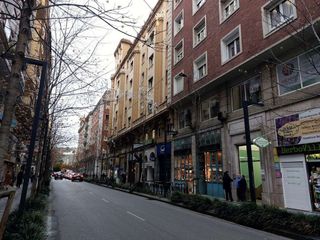 Oficina en alquiler en Centro - Ayuntamiento en Santander