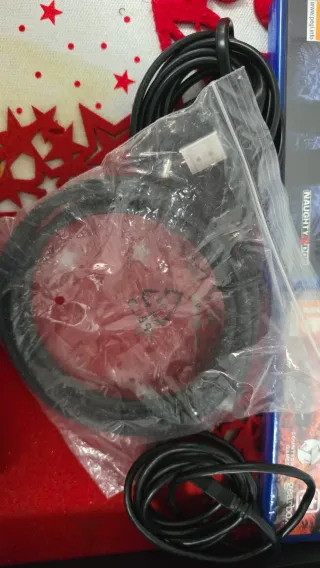 PS4 con 9 juegos y mando azul