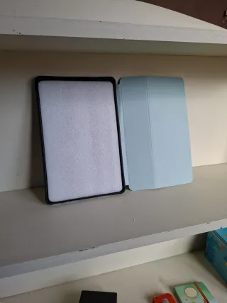 Custodia per tablet azzurra