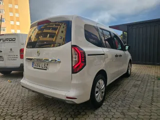 Renault Kangoo 2021