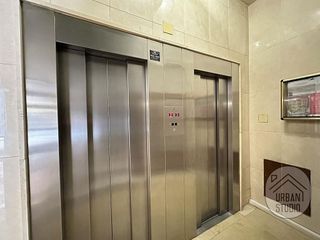 Oficina en venta en Mercado en Alicante