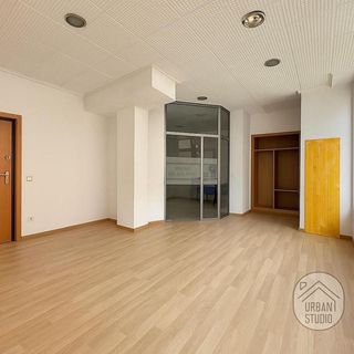 Oficina en venta en Mercado en Alicante