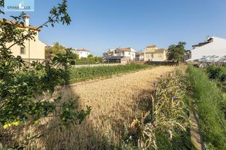 Terreno en venta en Zubia (La)