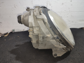 FARO DERECHO MERCEDES CLASE C (W203) BERLINA