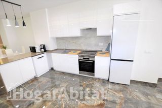 Piso en venta en Benicalap en Valencia