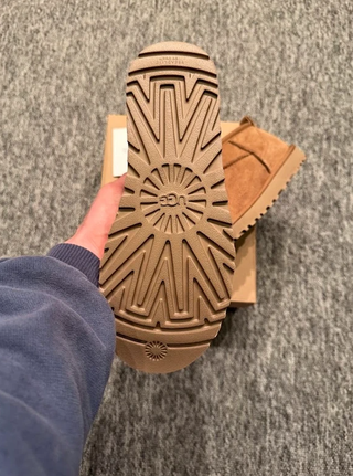 Stivali UGG Classic Ultra Mini Beige