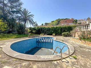 Chalet en venta en Roca Grossa - Serra Brava en Lloret de Mar