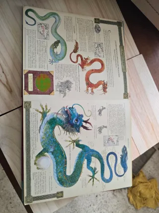 Dragones. El gran libro de los dragones (Spanis...