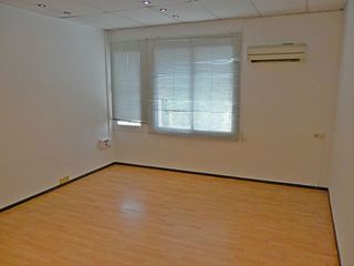 Oficina en alquiler en Sant Just Desvern