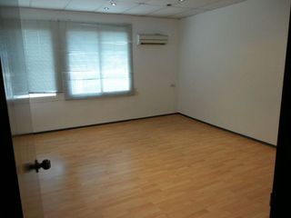 Oficina en alquiler en Sant Just Desvern