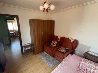 Casa adosada en venta en Valencia de Don Juan