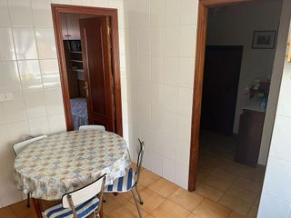 Casa adosada en venta en Valencia de Don Juan