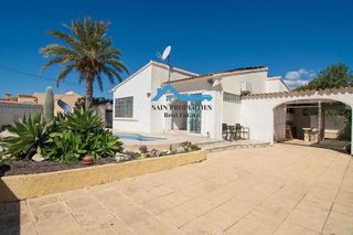 Chalet en venta en Alfaz del Pi Pueblo-Urbanizaciones en Alfaz del pi / Alfàs del Pi