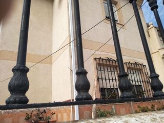 Casa adosada en venta en Bujalance