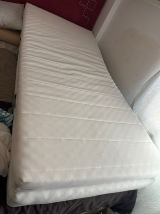Colchones seminuevos (menos de 1 año)