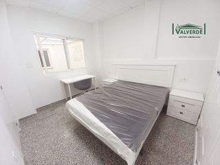 Piso en alquiler en Centro - Sagrario en Granada