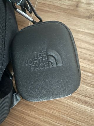 Zaino The North Face nero e giallo