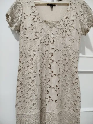 Vestido beige Mango encaje talla L