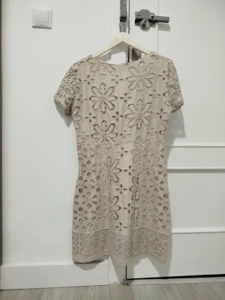 Vestido beige Mango encaje talla L