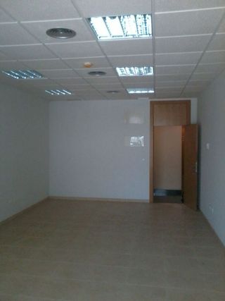 Oficina en alquiler en San Jerónimo - La Bachillera en Sevilla