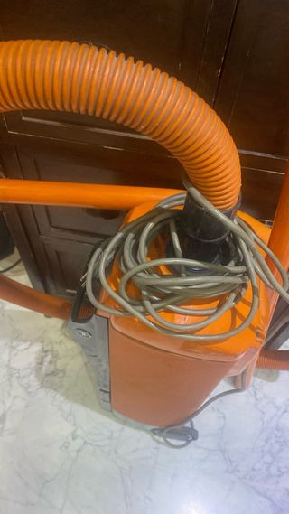 Aspiradora Electrolux Naranja