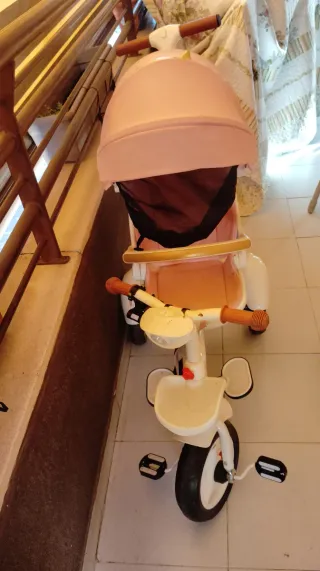 Triciclo para niña con toldo