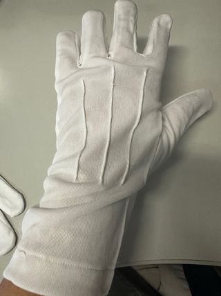 Luvas de algodão brancas