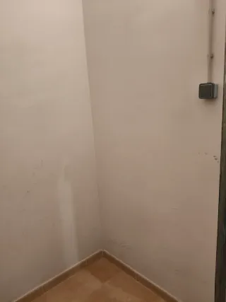 Trastero en frente del ayuntamiento