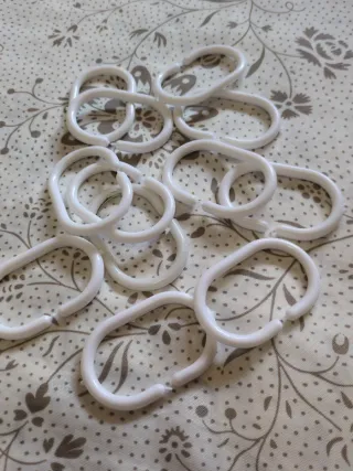 Cortina de ducha floral beige y marrón