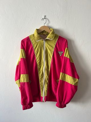 Chaqueta J'Hayber Rosa y Amarilla