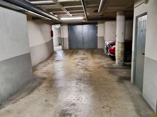 Garaje en venta en Mercado en Alicante