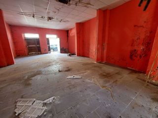 Local comercial en venta en La Vega - Oteruelo en León