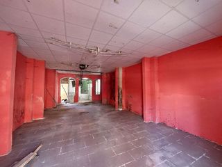 Local comercial en venta en La Vega - Oteruelo en León