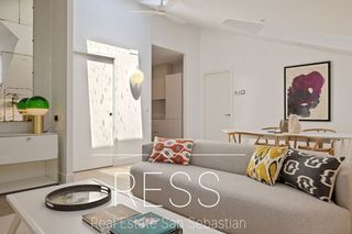 Piso en venta en Centro en San Sebastián-Donostia