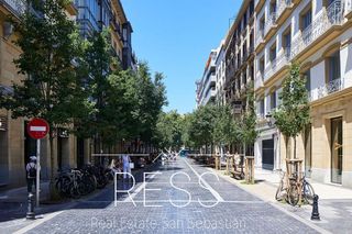 Piso en venta en Centro en San Sebastián-Donostia
