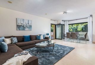 Piso en venta en Benahavís